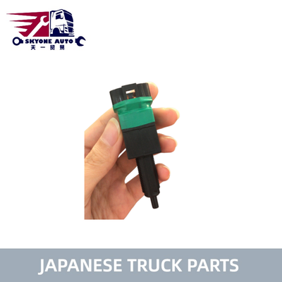 Ιαπωνικά ανταλλακτικά φορτηγού 4P Stop Light Switch 84340-E0020 84550-1280 84380-2180 for E13C E13CT P11C HINO 700 PROFIA TRUCK PARTS